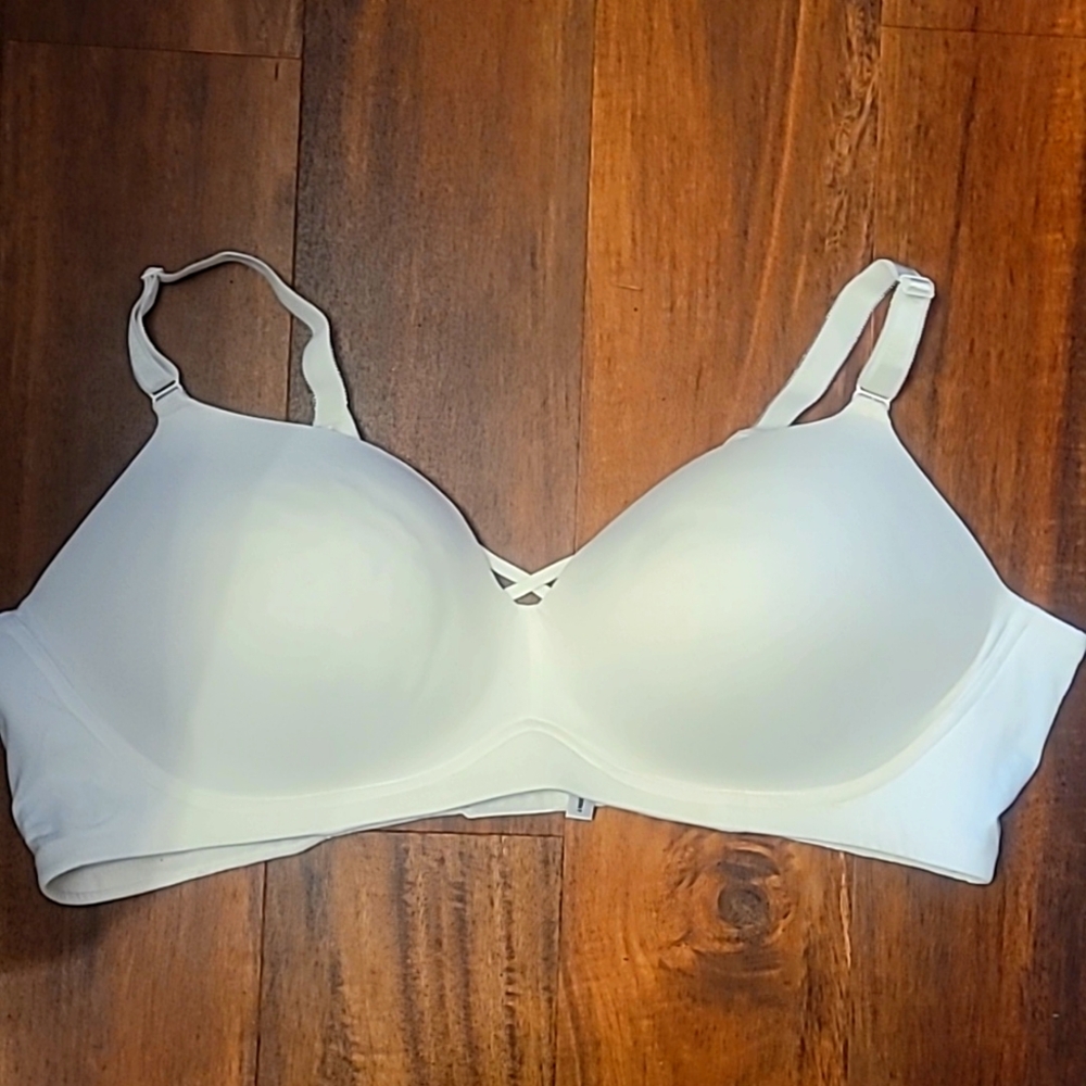 💖 White Torrid Super Soft Push-Up Bra